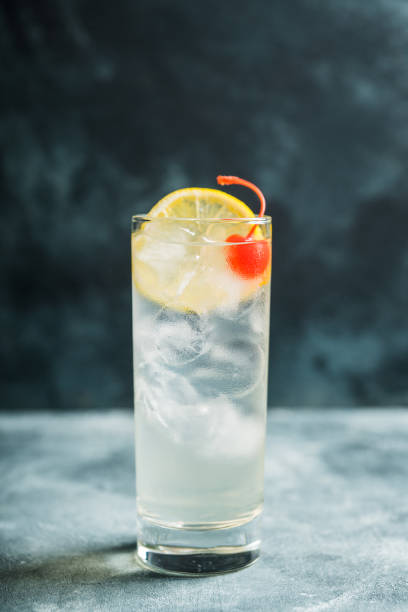 Tom collins cocktail. Selective focus. Tom collins cocktail. Selective focus. Shallow depth of field. Gin stock pictures, royalty-free photos & images