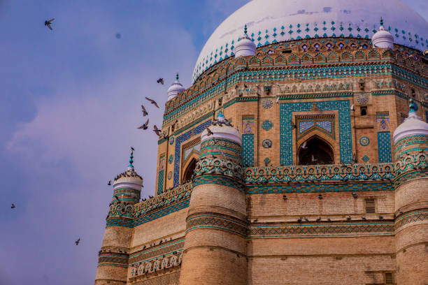 istock Shah Rukn Alam Mazar 1218189921