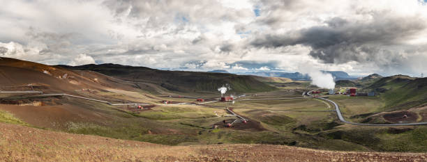 kraftwerk krafla im norden islands - iceland hot spring geothermal power station geyser stock-fotos und bilder