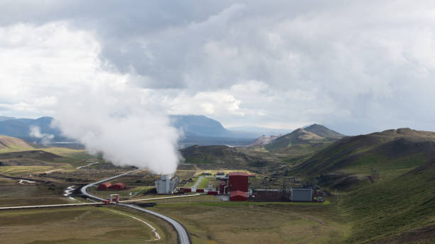 kraftwerk krafla im norden islands - iceland hot spring geothermal power station geyser stock-fotos und bilder