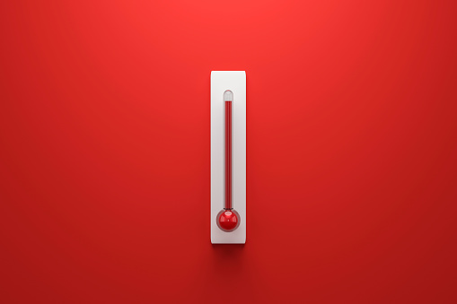 Plantilla en blanco del termómetro Celsius y Fahrenheit sobre fondo rojo con alta temperatura o concepto de verano. Renderizado 3D. photo