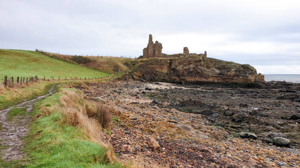 istock Fife Coastal Path from Lower Largo to St Monans - Scotland, UK 1218356283