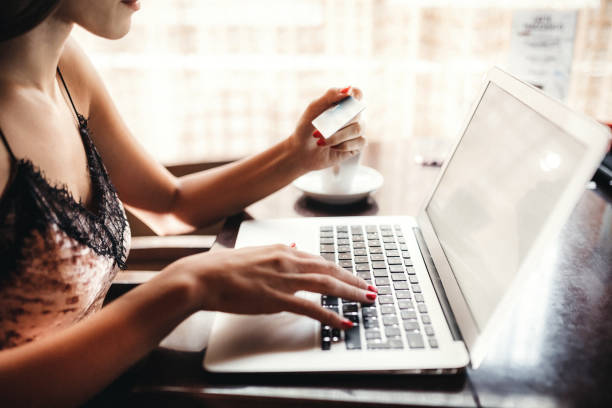 istock Credit card is key to e-banking 1218392516