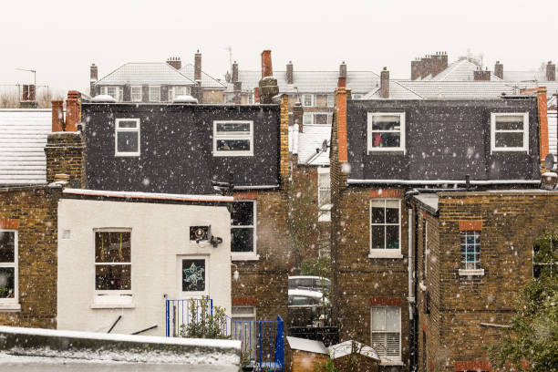 istock London suburb in snowy winter day, UK 1218393043