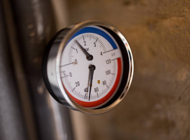 istock Pressure gauge instrument for heating system 1218395448