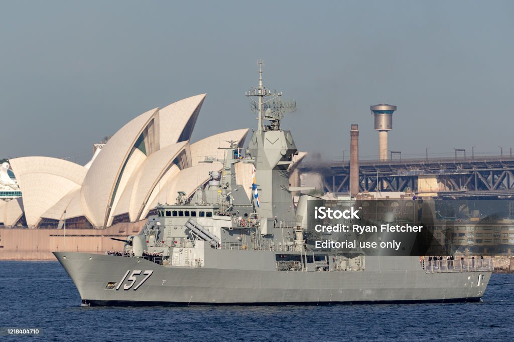 Hmas Perth Anzacclass Frigate Of The Royal Australian Navy In.
