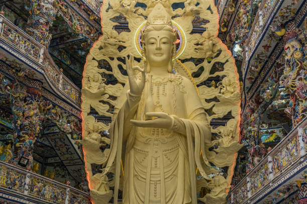 pomnik quan yin w: linh phuoc pagoda - quan yin zdjęcia i obrazy z banku zdjęć