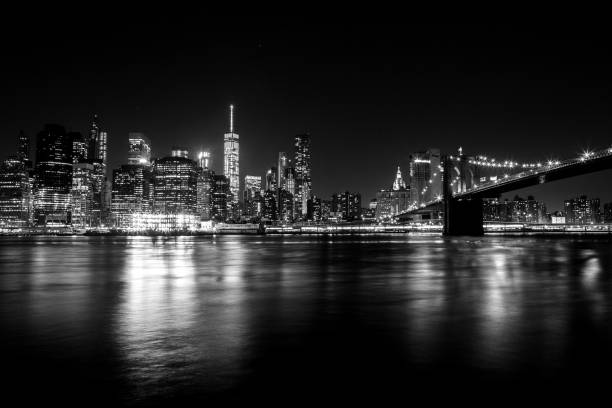 istock View of Brooklyn Bridge at night in black and white 1218432913