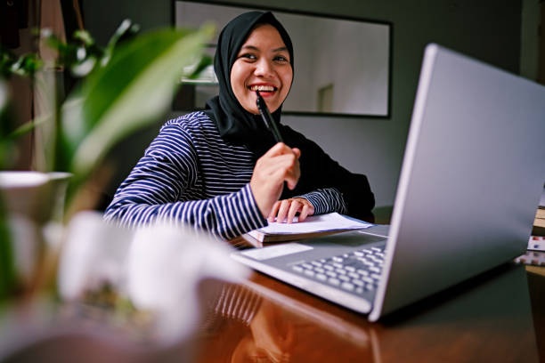 istock Beautiful Asian Women Online Shopping using Laptop 1218443751