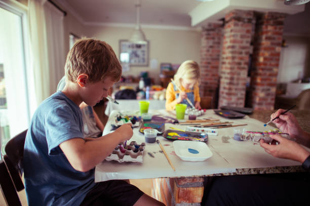 istock Home school art and craft class with mom 1218544601