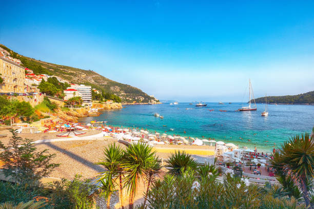 fantastic view of banje beach and lokrum island in dubrovnik - ploce imagens e fotografias de stock