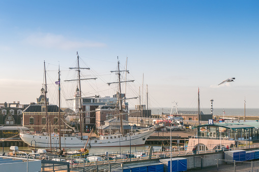 The more than 500 monuments that the city has, reflect the rich past. The city of Harlingen owes growth and prosperity to the sea. Trade with England, Hamburg, Scandinavia and other Baltic countries brought prosperity. A first port was dug in 1500.