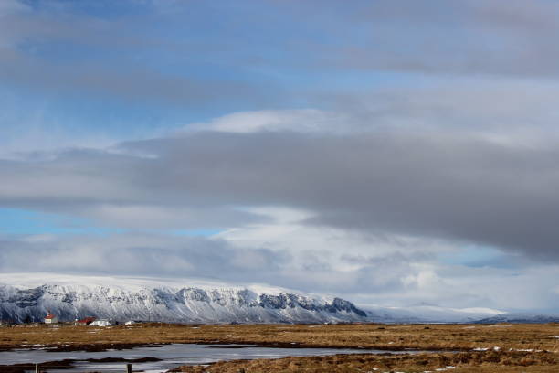 istock A Mountain looks like a Tsunami. Iceland 1218577152