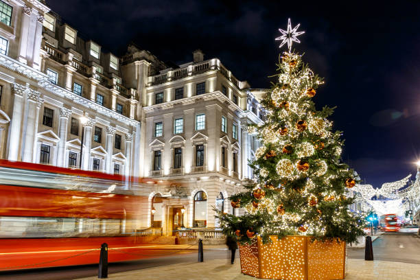 istock Christmas tree on Waterloo place in 2016, London, England 1218780010