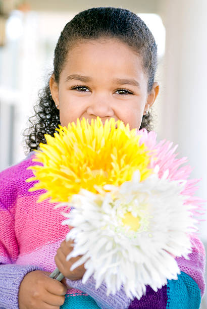 istock Flower Girl 121883080