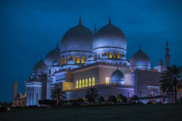 istock Sheikh Zayed Grand Mosque in Abu Dhabi 1218835466