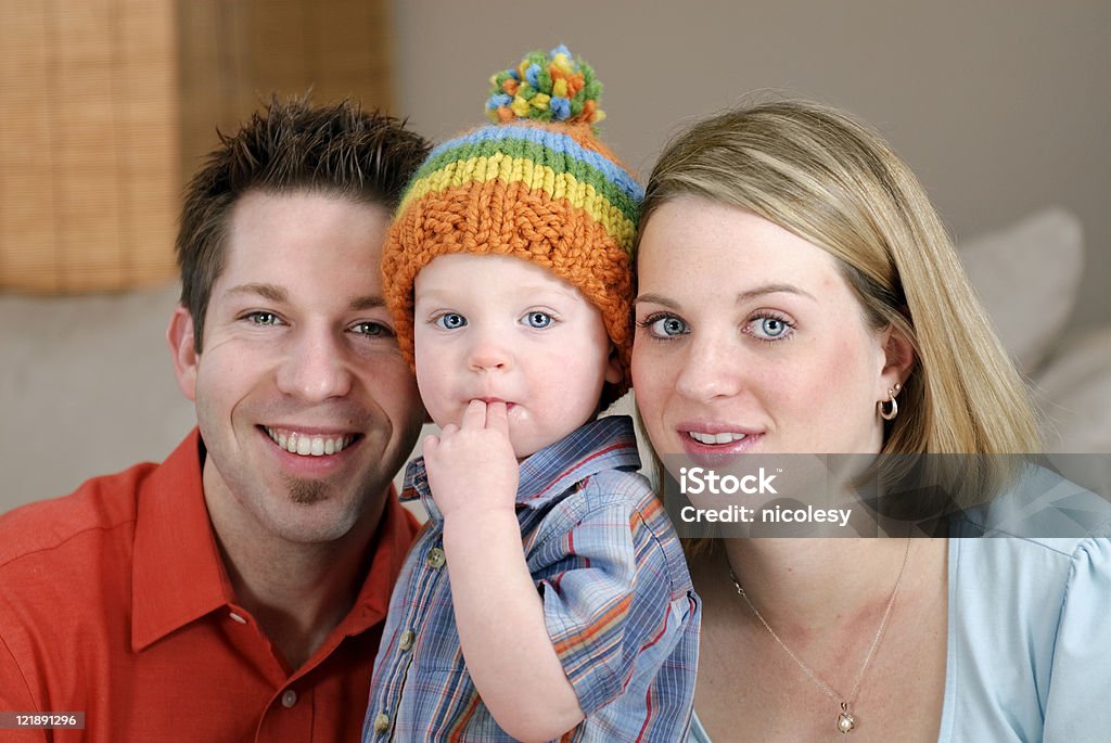 Famiglia felice - Foto stock royalty-free di Bambino