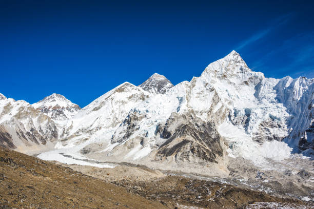 istock View of the Everest Mount. Nepal 1218923658