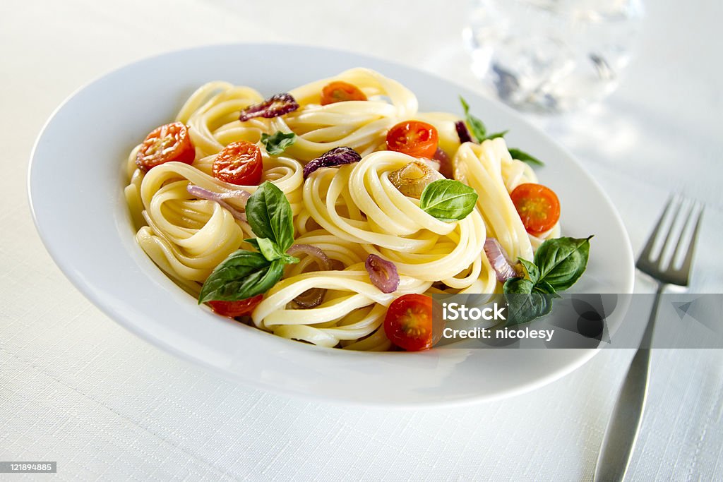 Repas de pâtes fraîches Linguine - Photo de Linguini libre de droits