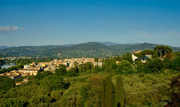 istock Tuscan vista at Florence 1218987514