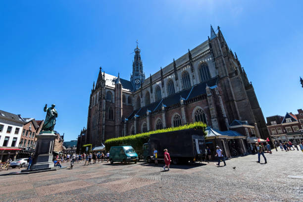 kościół św bavo i grote markt - european culture spirituality traditional culture famous place zdjęcia i obrazy z banku zdjęć