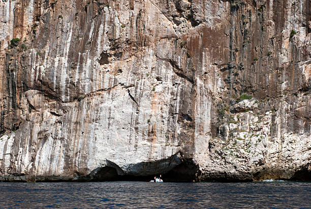 istock Boat close to water and rock 121901227