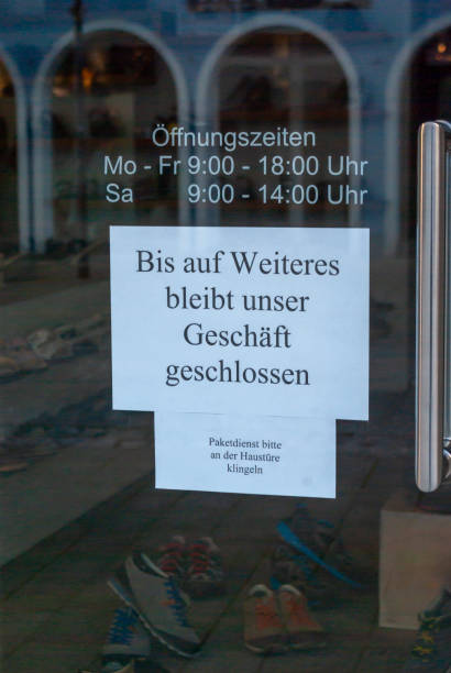 istock Our Shop Remains Closed Until Further Notice 1219042765