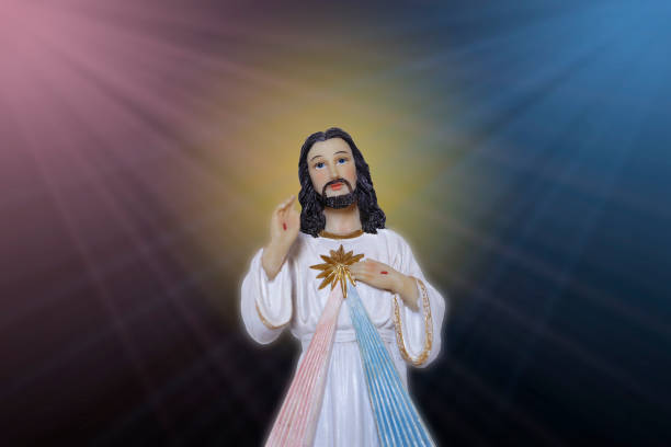 istock Statue of the merciful Jesus 1219064550