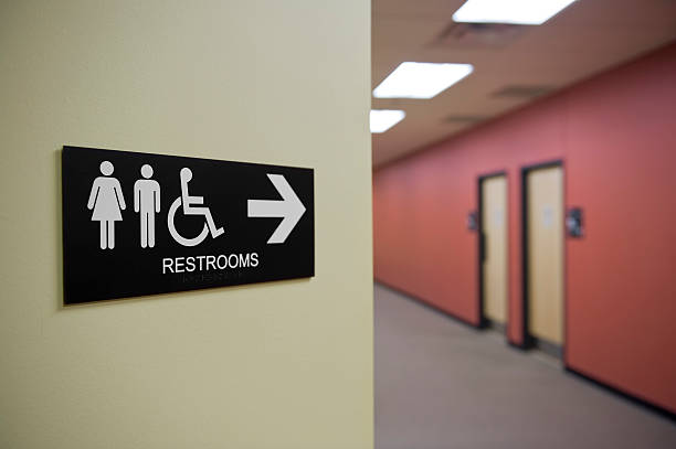 トイレの標示 - public restroom bathroom restroom sign sign ストックフォトと画像
