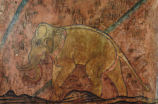 słonie w tajskiej świątyni ściany. - wat phumin zdjęcia i obrazy z banku zdjęć