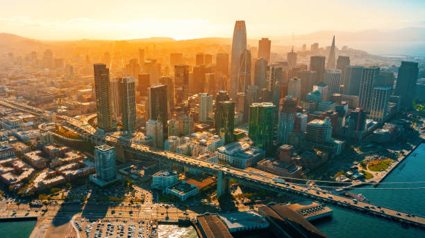 vista aérea del centro de san francisco - cityscape san francisco county city office building fotografías e imágenes de stock