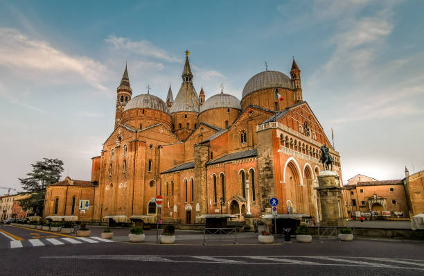 istock Saint Basilica Antoni in Padua 1219218828