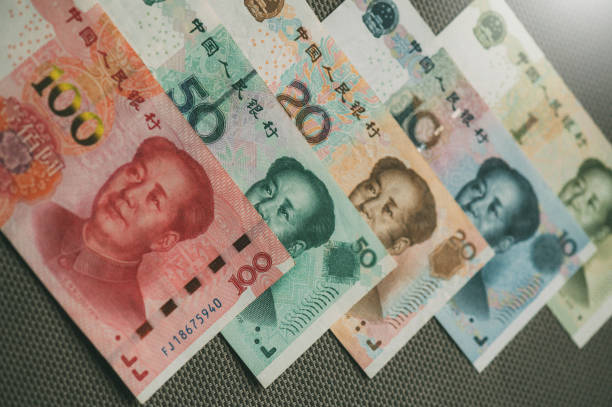 verschiedene chinesische währung yuan banknote hintergrund - 10 yuan note stock-fotos und bilder