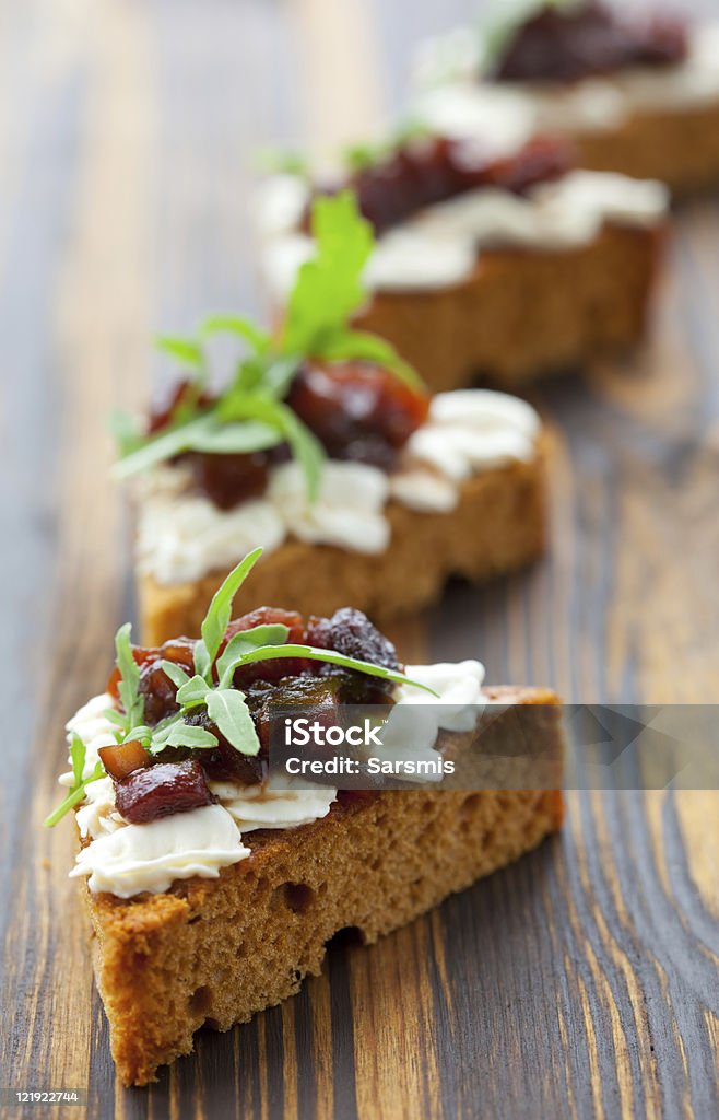Schnittchen mit Kürbis und Tomaten-chutney - Lizenzfrei Brotsorte Stock-Foto