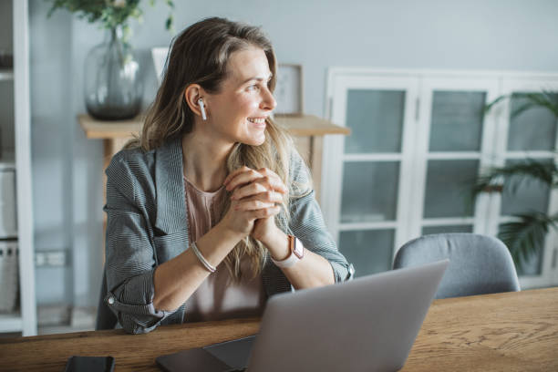 Women working during isolation period