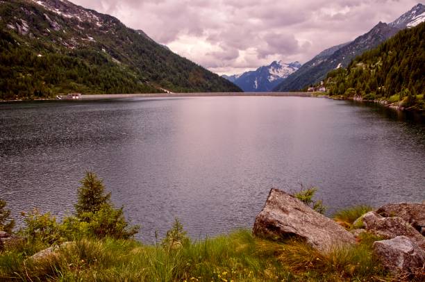 istock Bissina lake 1219298153