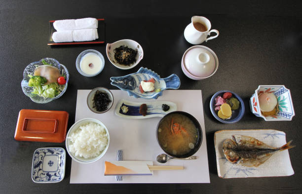 istock Japanese kaiseki meal 1219310344