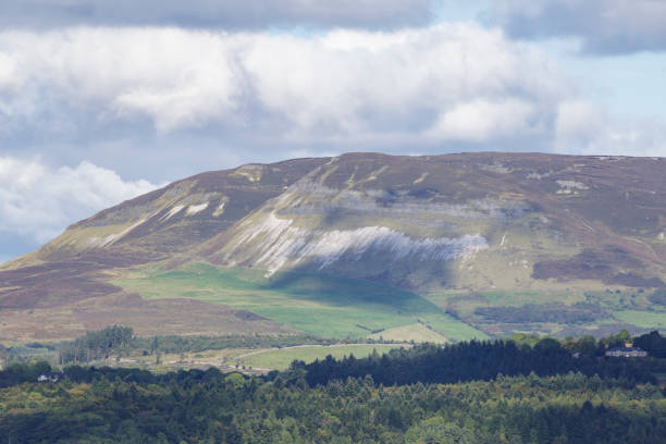 istock The imposing Benbulbin in Sligo, Ireland 1219311738