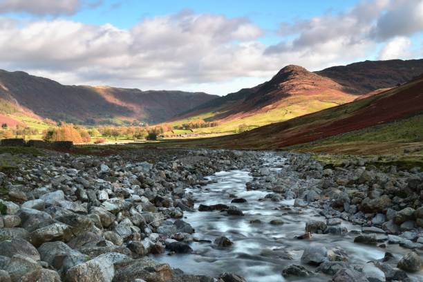 istock The Langdale Valley from Oxendale 1219330478