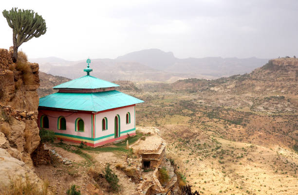 The ancient Debre Damo monastery building, Tigray, Ethiopia Ancient Debre Damo monastery building, Tigray, Ethiopia ethiopian orthodox church stock pictures, royalty-free photos & images