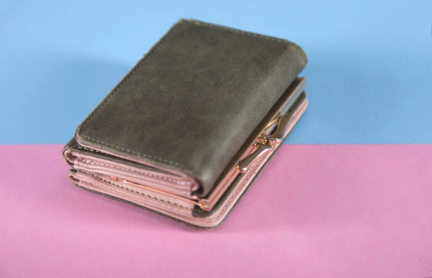 istock green wallet on color table 1219335915