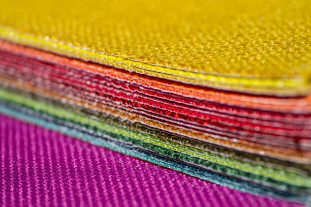 catalogue de tissu multicolore. échantillon de tissu. - kleenex yellow white pink photos et images de collection