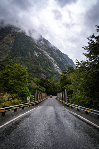 マイフッドの道の写真 930+ Road To Milford Sound Stock Photos, Pictures & Royalty-Free
