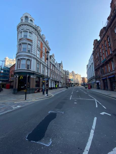 istock Shaftsbury Avenue 1219502460