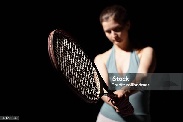 テニスコート - 1人のストックフォトや画像を多数ご用意 - 1人, 20-24歳, アウトフォーカス