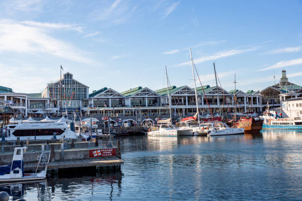 victoria and alfred waterfront in cape town, south africa - victoria and alfred imagens e fotografias de stock
