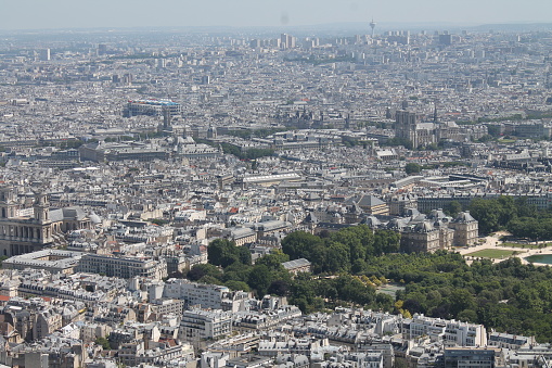 Great panoramic view from Montparnasse Tower (15th arrondissement) - Luxembourg Gardens, Sainte-Chapelle, Notre-Dame Cathedral, Hotel de Ville, Pompidou Centre and Saint-Jacques Tower - Paris/France