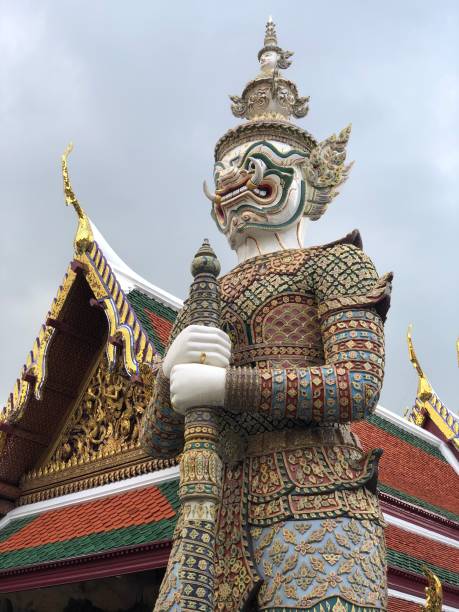 demon guardian statue in wat phra kaew grand palace in bangkok, thailand. - stupa royal stupa local landmark national landmark imagens e fotografias de stock