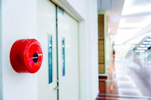 istock Fire alarm on wall of shopping mall 1219701969
