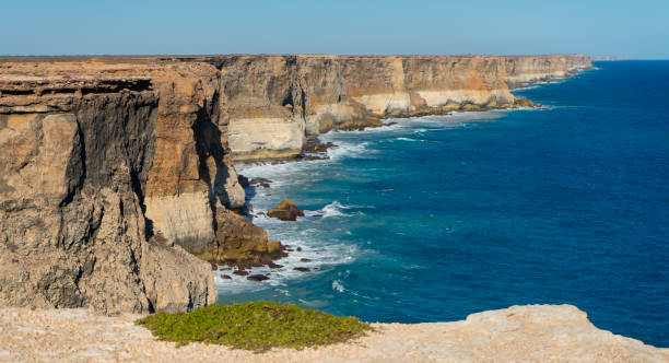 istock View of limestone cliffs and ocean 1219711308